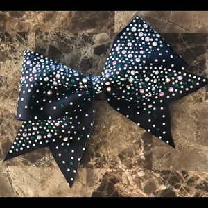 Cheer bow